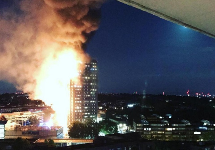 英国20余层公寓大火1